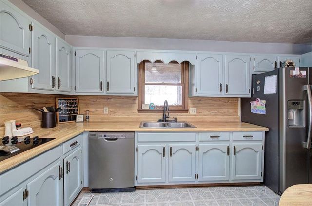 101 Ivy SE Lane, Cartersville, GA 30121