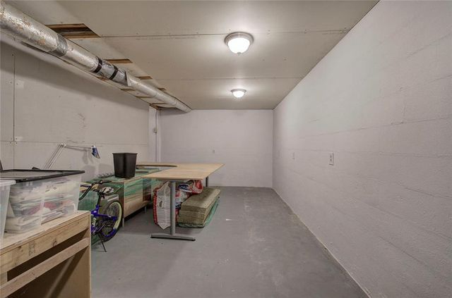 101 Ivy SE Lane, Cartersville, GA 30121