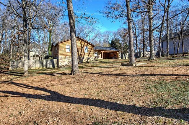 101 Ivy SE Lane, Cartersville, GA 30121