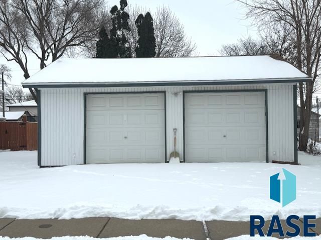 704 N Mable Ave Avenue, Sioux Falls, SD 57103