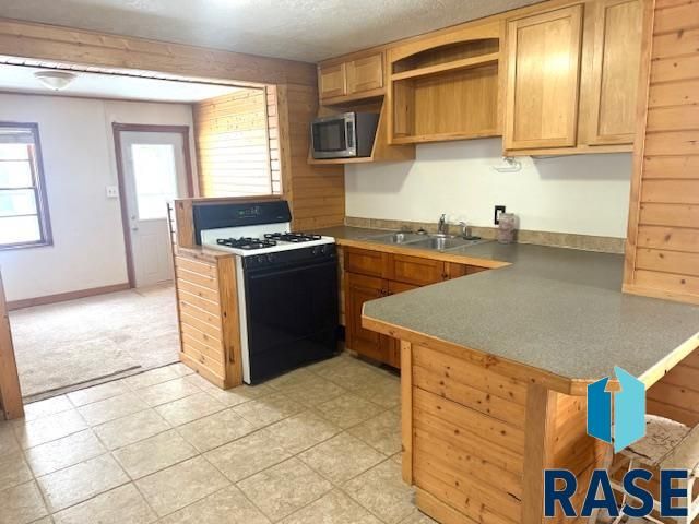 704 N Mable Ave Avenue, Sioux Falls, SD 57103