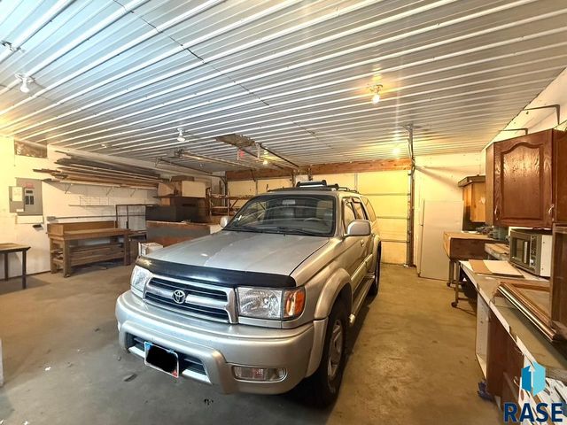 704 N Mable Ave Avenue, Sioux Falls, SD 57103