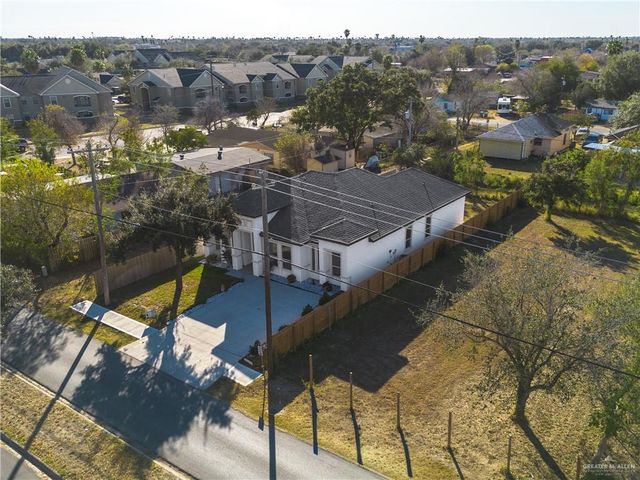 607 9th Street, Alamo, TX 78516