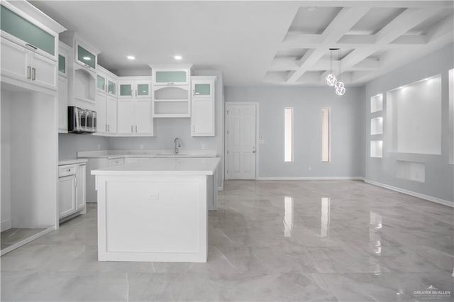 607 9th Street, Alamo, TX 78516