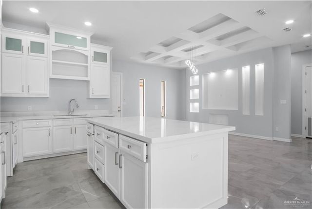 607 9th Street, Alamo, TX 78516