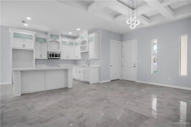 607 9th Street, Alamo, TX 78516