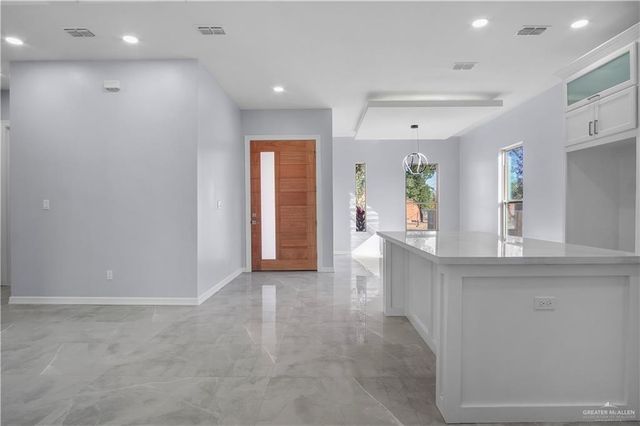 607 9th Street, Alamo, TX 78516