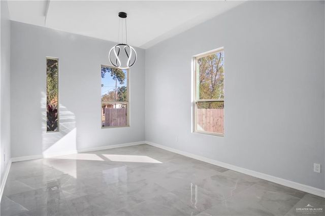 607 9th Street, Alamo, TX 78516