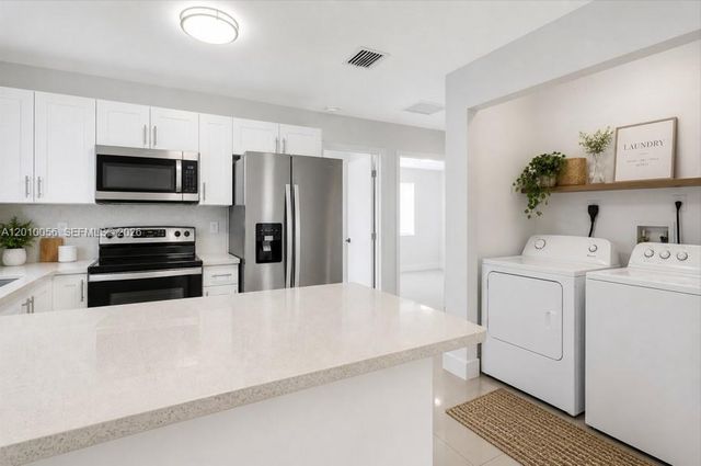 1180 NW 67th St 1, Miami, FL 33150