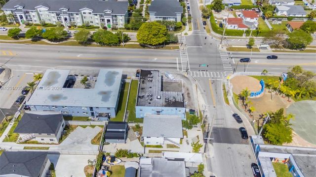 1180 NW 67th St 1, Miami, FL 33150