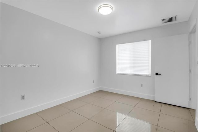 1180 NW 67th St 1, Miami, FL 33150