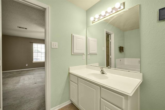 3222 Crestbridge Lane, Spring, TX 77388