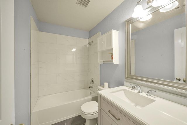 3222 Crestbridge Lane, Spring, TX 77388