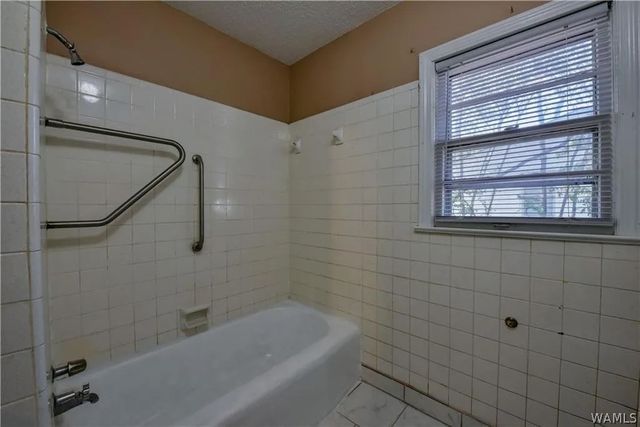 19 41st E, Tuscaloosa, AL 35405