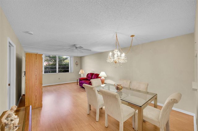 6800 ROYAL PALM BOULEVARD 102, Margate, FL 33063