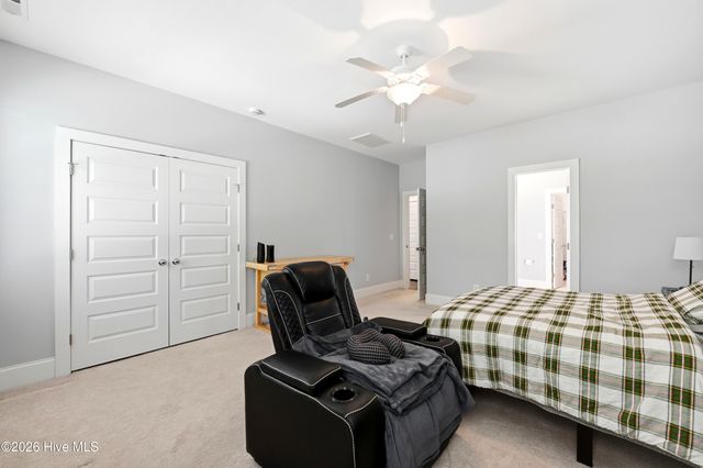 100 Hickory Circle, Hampstead, NC 28443