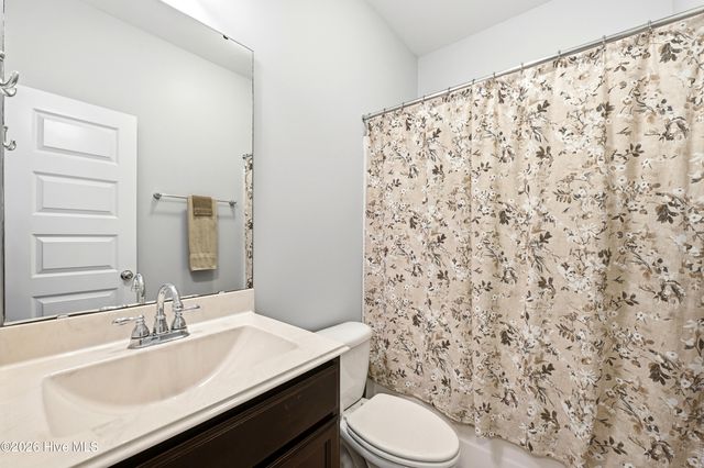 100 Hickory Circle, Hampstead, NC 28443