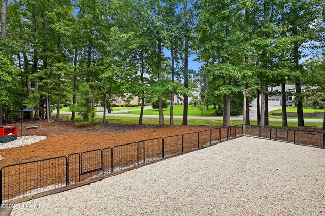 100 Hickory Circle, Hampstead, NC 28443