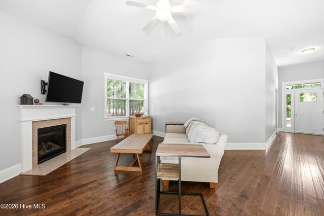 100 Hickory Circle, Hampstead, NC 28443