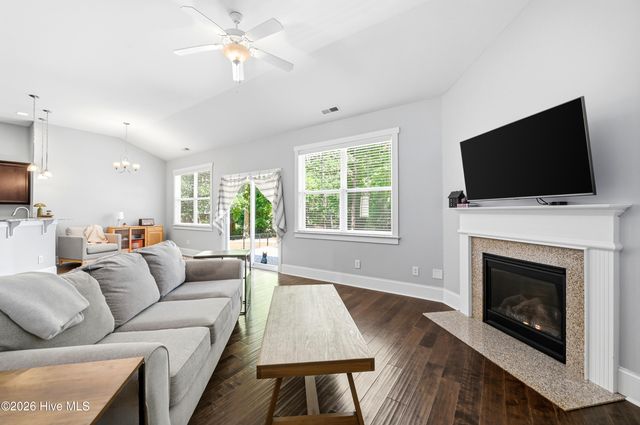 100 Hickory Circle, Hampstead, NC 28443