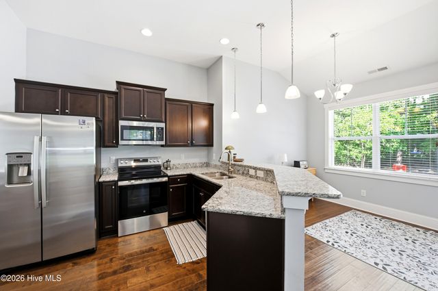 100 Hickory Circle, Hampstead, NC 28443