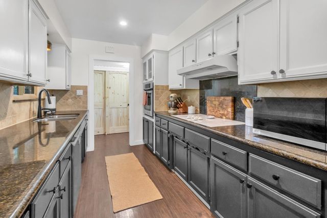 12320 Poppy Lane, Auburn, CA 95602