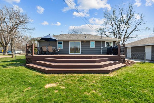 6400 73rd Avenue N, Brooklyn Park, MN 55428