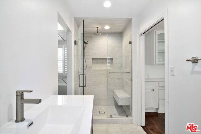 4755 Alonzo Avenue, Los Angeles, CA 91316