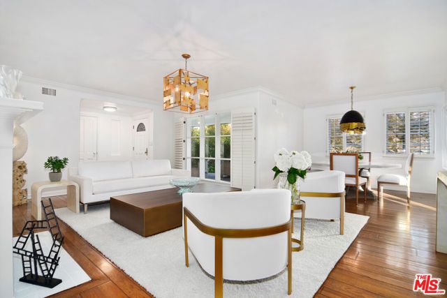4755 Alonzo Avenue, Los Angeles, CA 91316