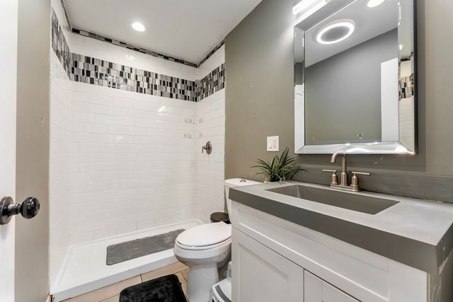 847 Foran Lane, Aurora, IL 60506