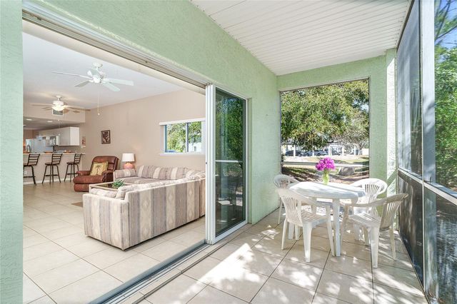 8101 MEMORY LANE 122, Rotonda West, FL 33947