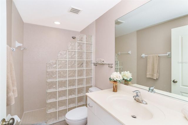 8101 MEMORY LANE 122, Rotonda West, FL 33947