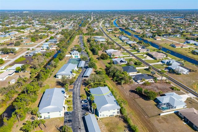 8101 MEMORY LANE 122, Rotonda West, FL 33947