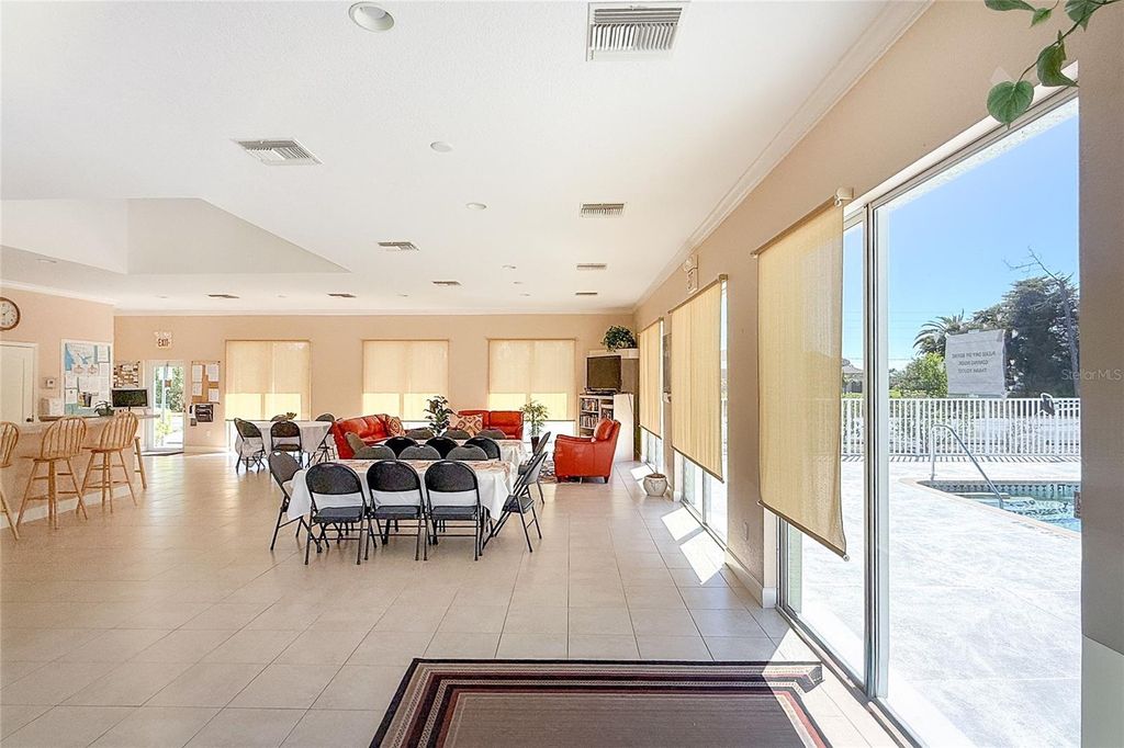 Image 43 of property listing at 8101 MEMORY LANE 122, Rotonda West, FL 33947