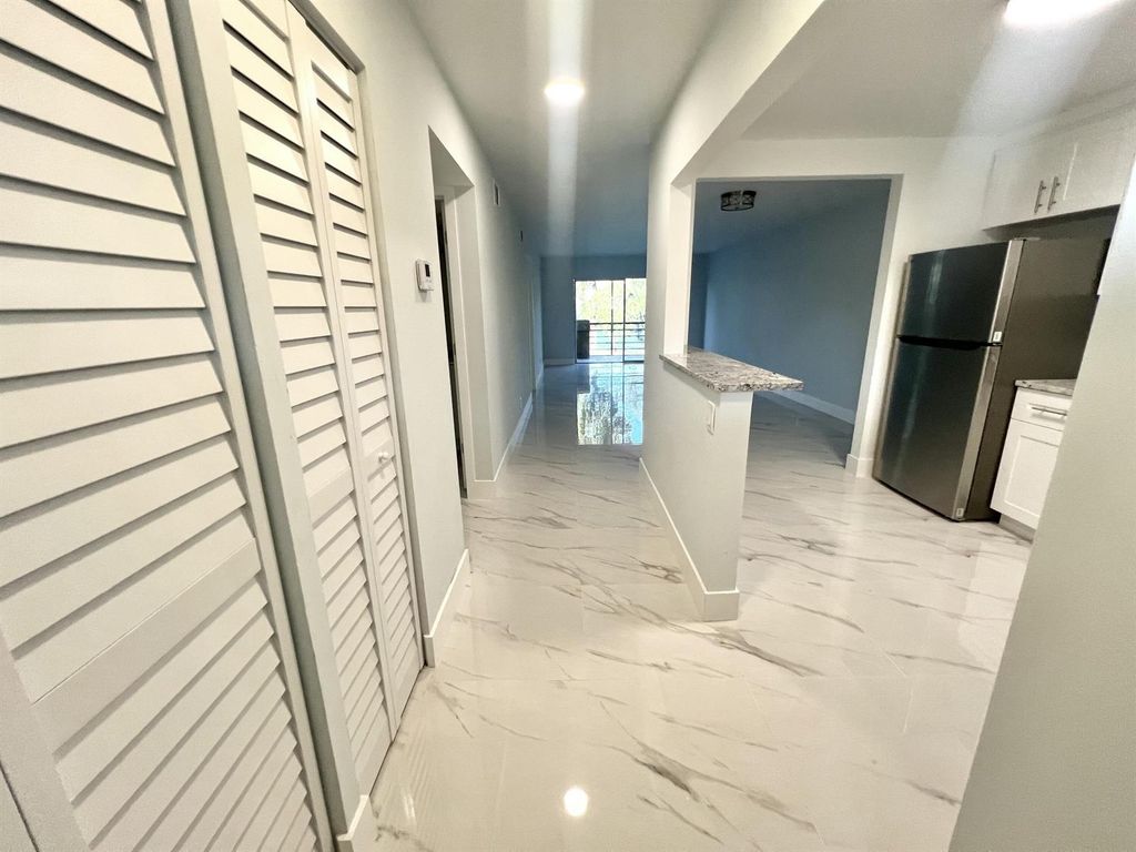 601 S State Road 7 2c, Margate, FL 33068
