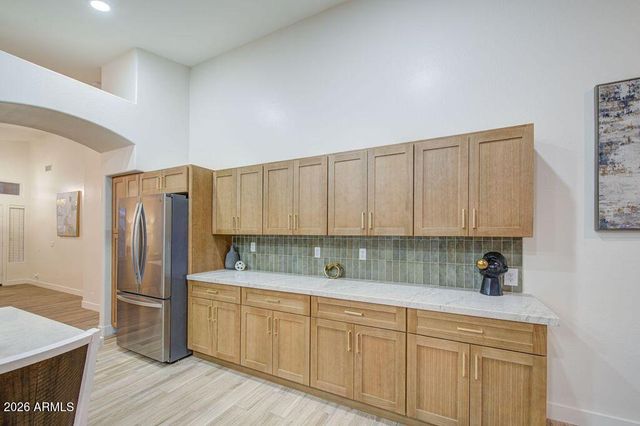 1250 E Captain Dreyfus Avenue, Phoenix, AZ 85022