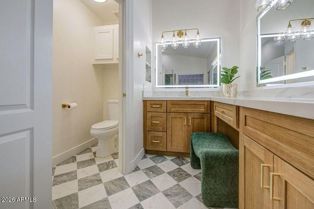 1250 E Captain Dreyfus Avenue, Phoenix, AZ 85022