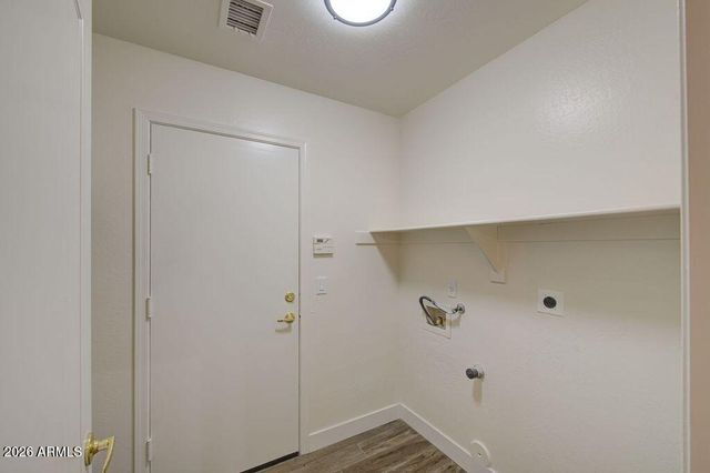1250 E Captain Dreyfus Avenue, Phoenix, AZ 85022