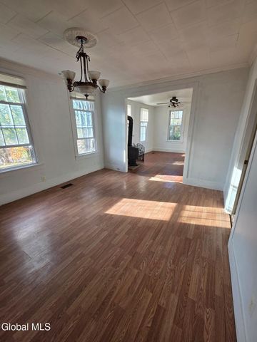 1 Cambridge Road, Greenwich, NY 12834