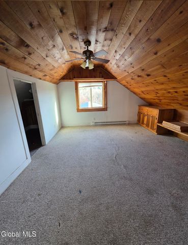 1 Cambridge Road, Greenwich, NY 12834