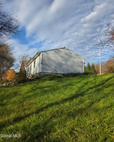 1 Cambridge Road, Greenwich, NY 12834