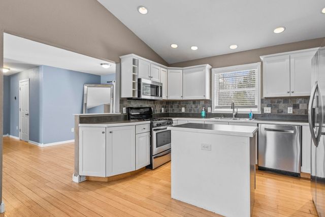 834 Shamrock Lane, East Bay Twp, MI 49696