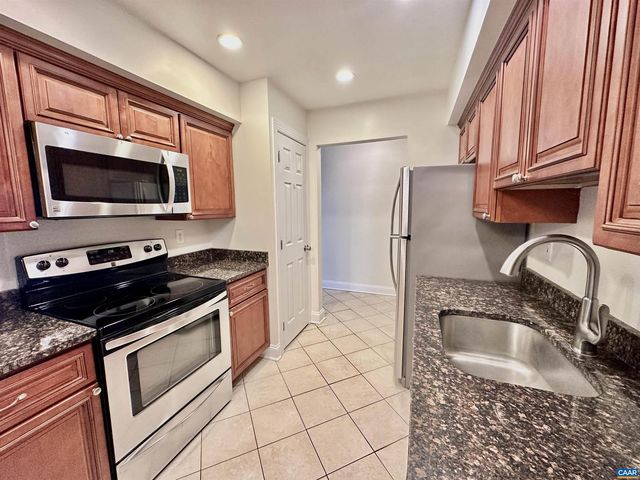 139 GREEN TURTLE LN #10, Charlottesville, VA 22901