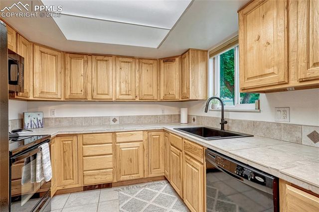 625 N Franklin Street, Colorado Springs, CO 80903