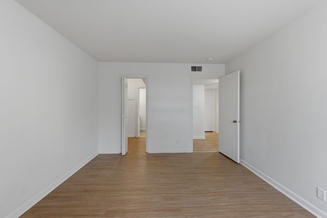 420 Walton Ln Apt K60, Madison, TN 37115