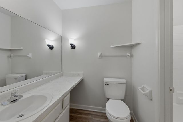 420 Walton Ln Apt K60, Madison, TN 37115