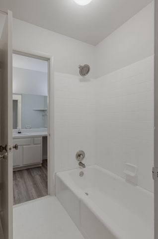 420 Walton Ln Apt K60, Madison, TN 37115