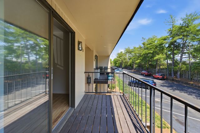 420 Walton Ln Apt K60, Madison, TN 37115