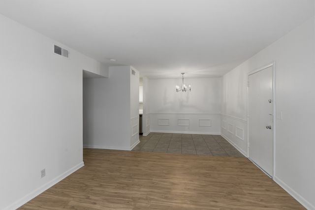 420 Walton Ln Apt K60, Madison, TN 37115