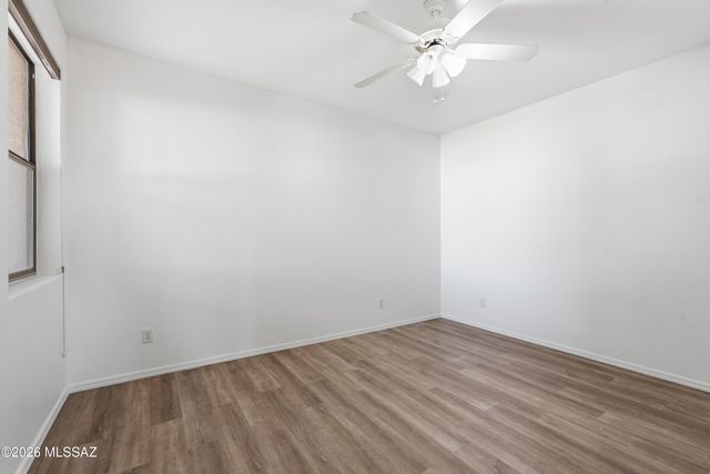 536 W Deerview Court, Green Valley, AZ 85614